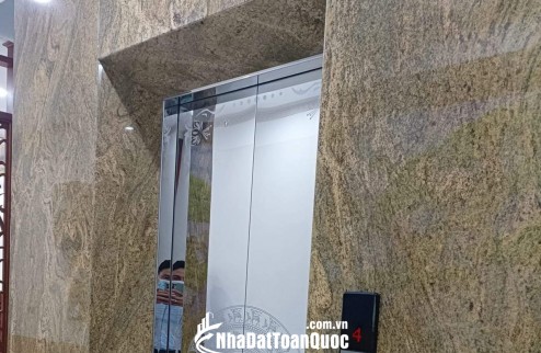 Cho thuê nhà mới, hai mặt tiền, 93m2_ 4T; vỉa hè, Trần Nhân Tông-30 Tr